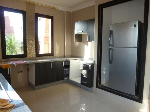 Studio meublé moderne — photo 2